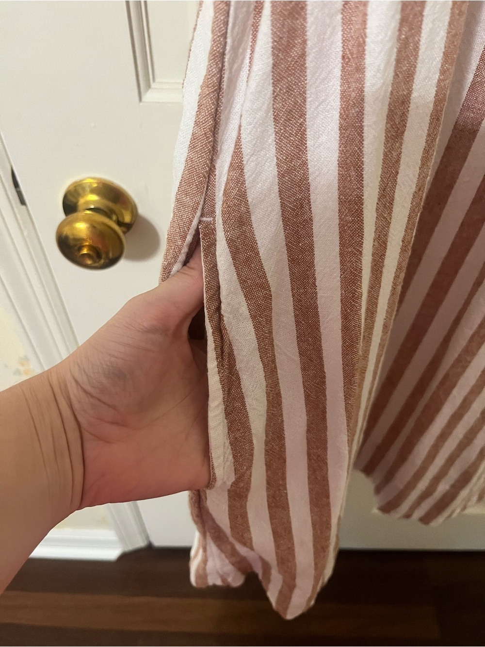 Old Navy Sleeveless Brown & White Striped Women's Dress - Picture 2 of 5